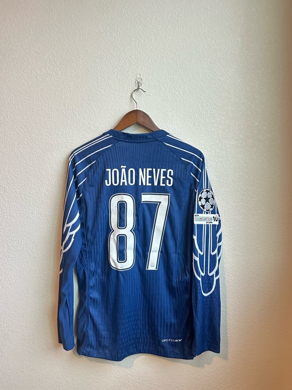 PSG 2025/26 Fourth Jersey - Joao Neves - Size M